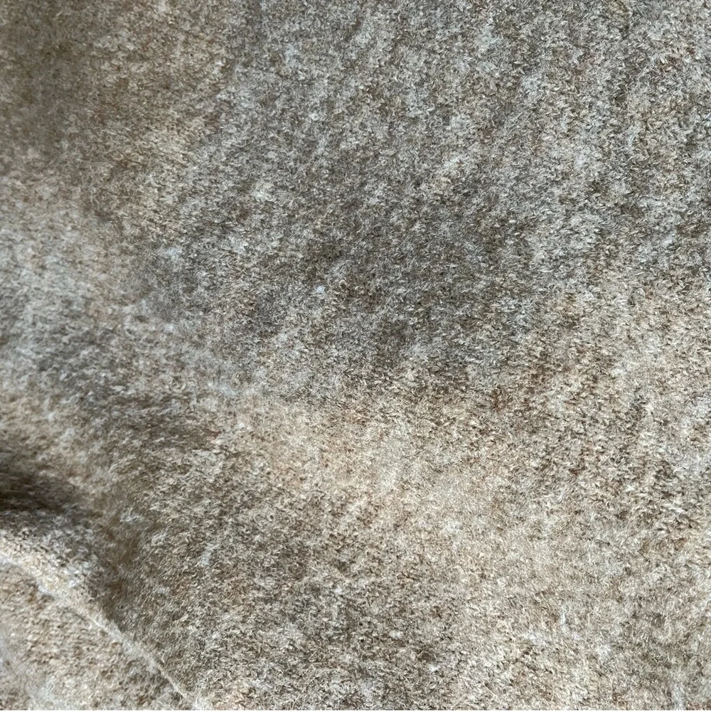 Hudson’s Bay Company (Hudson North) Crewneck Sweater. Women’s XS (relaxed fit) - Picture 7 of 8